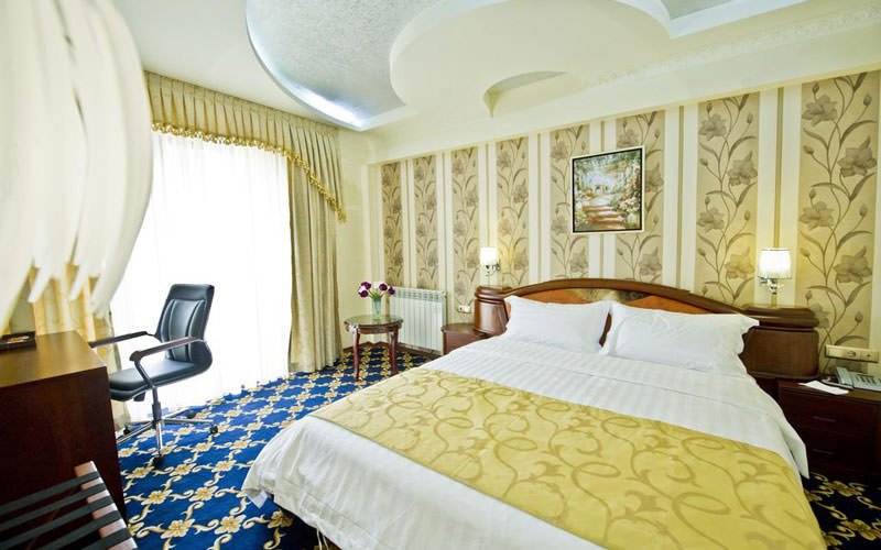 هتل کرون پالاس تفلیس (Cron Palace Tbilisi Hotel)